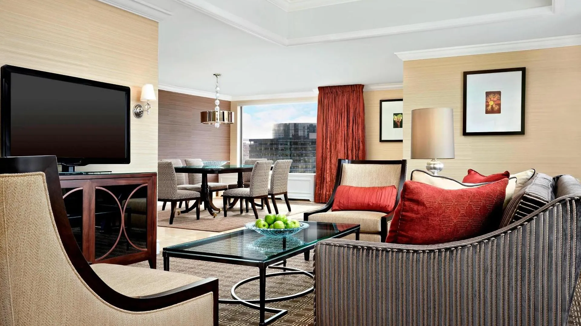 Le Centre Sheraton Montreal Hotel