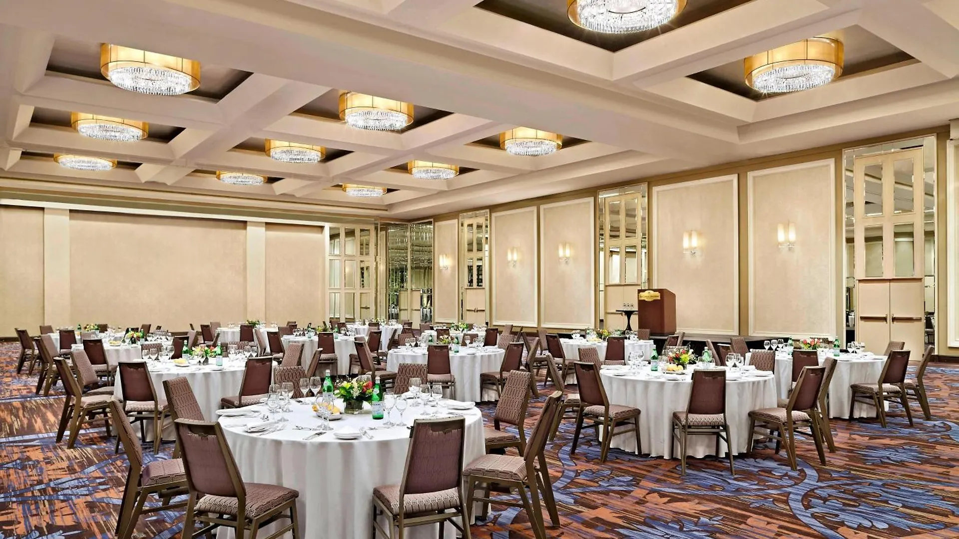 Le Centre Sheraton Montreal Hotel 4*,  Kanada