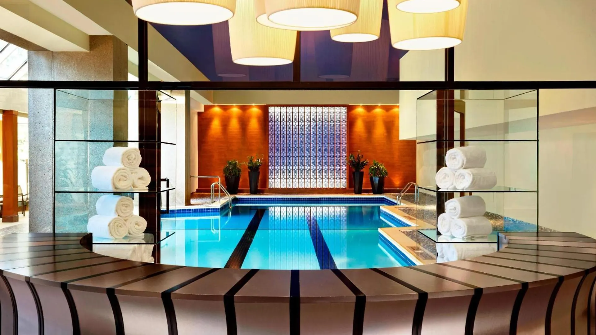 Le Centre Sheraton Montreal Hotel