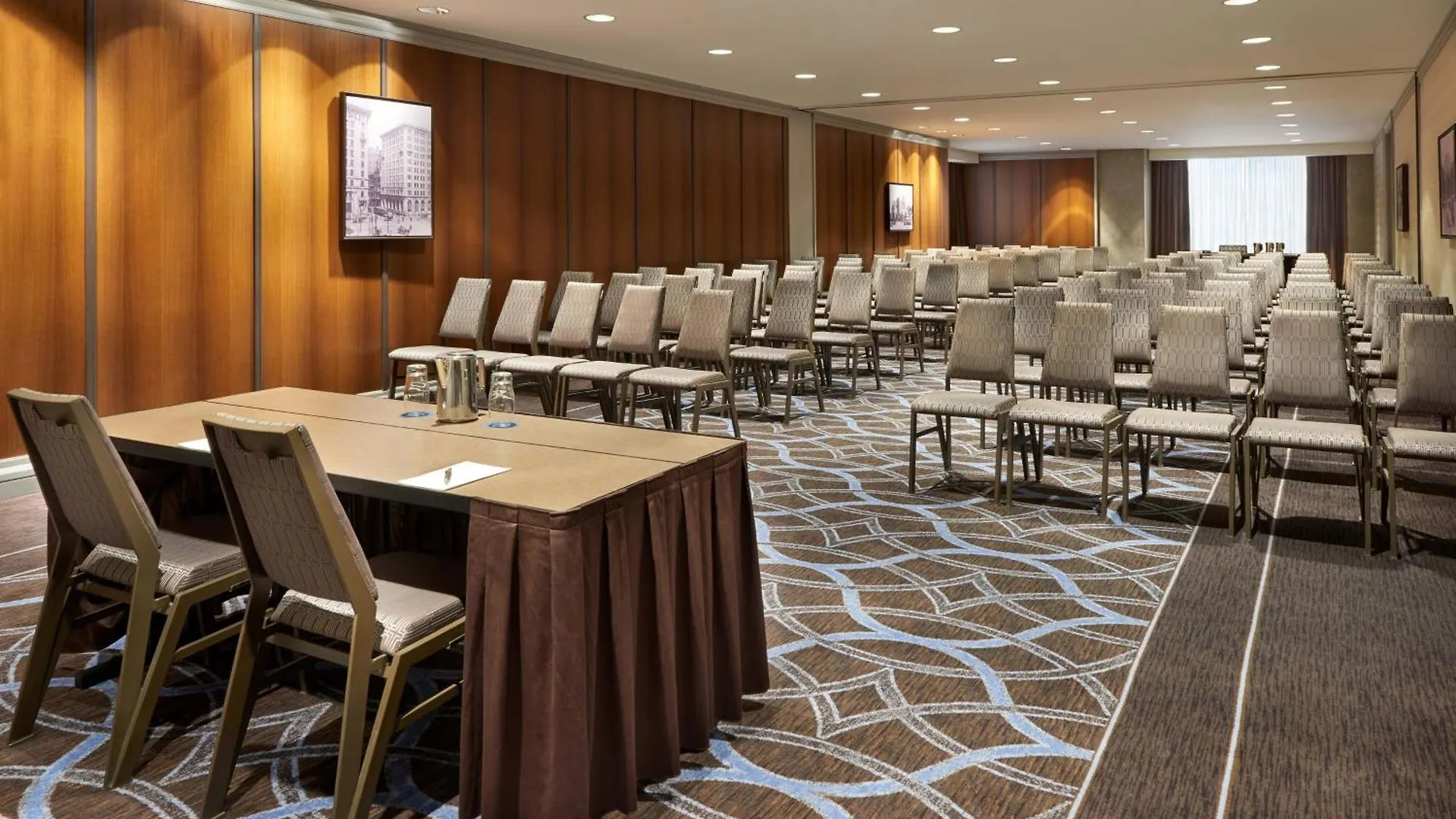 Le Centre Sheraton Montreal Hotel 4*,  Canada